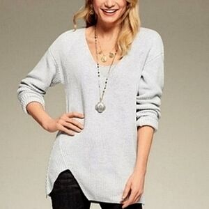 CAbi Asymmetrical Zipper Detail Knit Sweater Soft Gray Size Medium